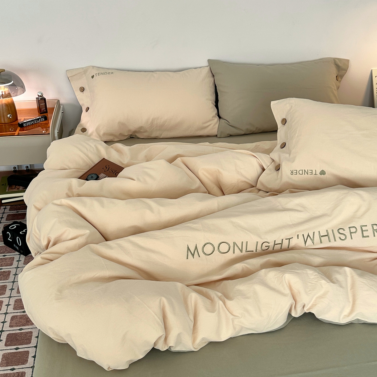 91家纺网 家纺一手货源 找家纺 艾咪-Amy ntmy 2025秋冬纽扣款全棉加厚磨毛刺绣四件套-漫月 漫月奶绿