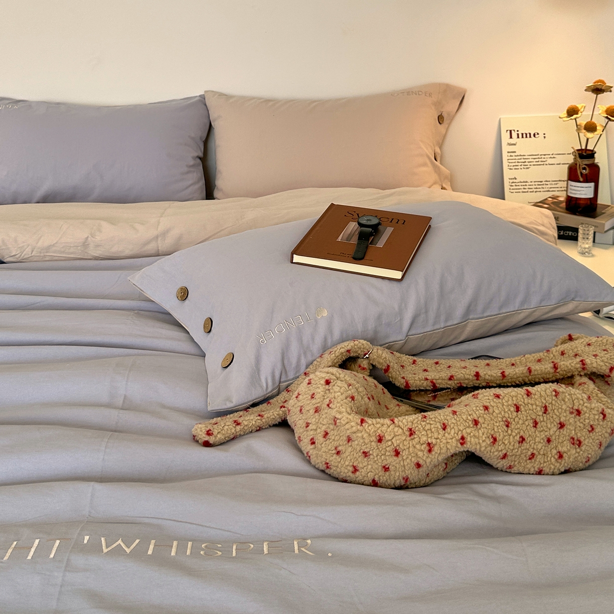 91家纺网 家纺一手货源 找家纺 艾咪-Amy ntmy 2025秋冬纽扣款全棉加厚磨毛刺绣四件套-漫月 漫月陨米