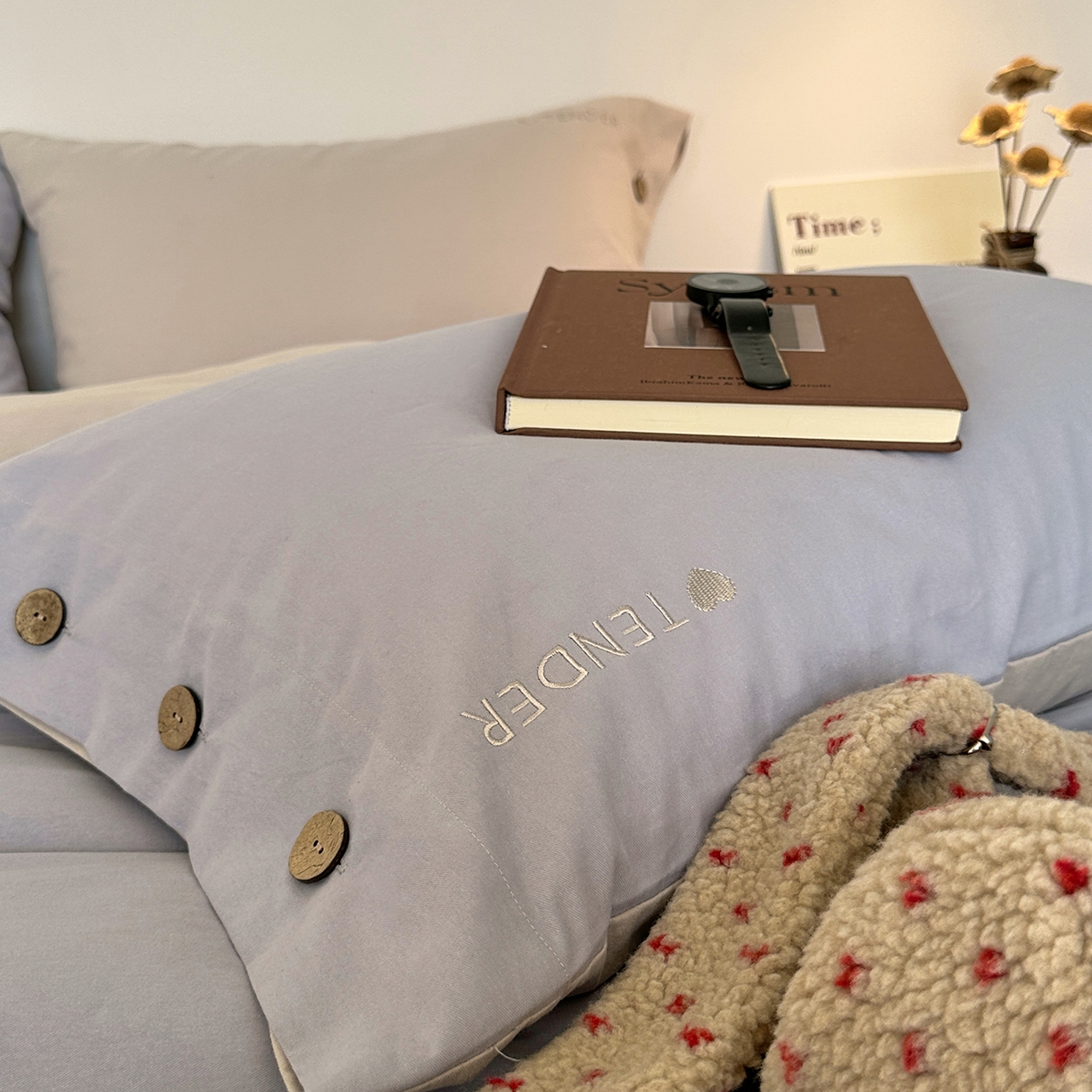 91家纺网 家纺一手货源 找家纺 艾咪-Amy ntmy 2025秋冬纽扣款全棉加厚磨毛刺绣四件套-漫月 漫月陨米