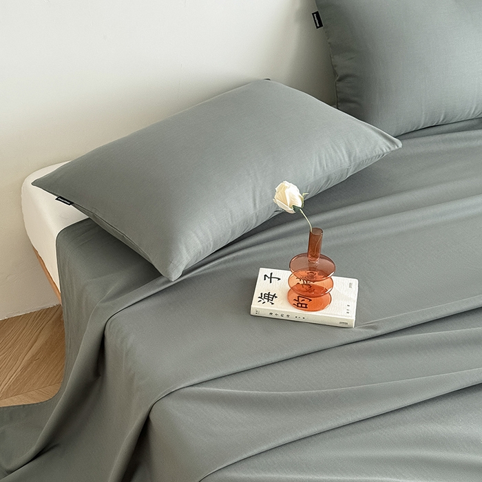 91家纺网 家纺一手货源 找家纺 Mr.pig猪先生水洗棉 2025新款全棉人字纹单床单 苔绿