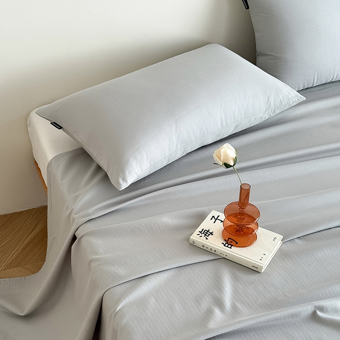 91家纺网 家纺一手货源 找家纺 Mr.pig猪先生水洗棉 2025新款全棉人字纹单床单 薄雾灰