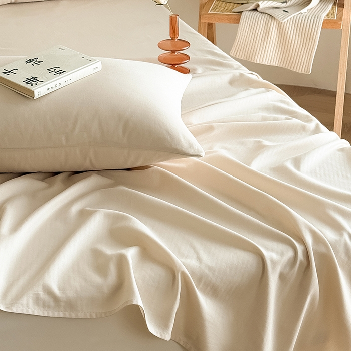 91家纺网 家纺一手货源 找家纺 Mr.pig猪先生水洗棉 2025新款全棉人字纹单床单 米色