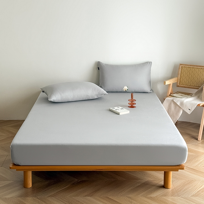 91家纺网 家纺一手货源 找家纺 Mr.pig猪先生水洗棉 2025新款全棉人字纹单床笠 薄雾灰