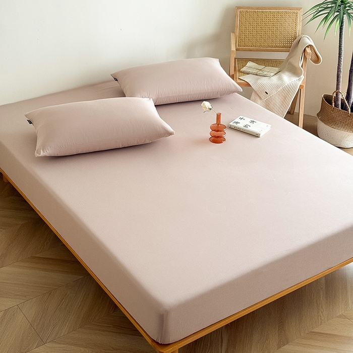 91家纺网 家纺一手货源 找家纺 Mr.pig猪先生水洗棉 2025新款全棉人字纹单床笠 薄纱紫