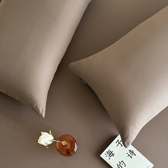 91家纺网 家纺一手货源 找家纺 Mr.pig猪先生水洗棉 2025新款全棉人字纹单床笠 深咖