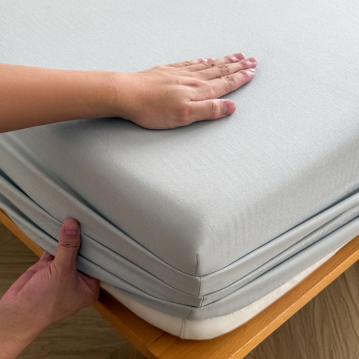 91家纺网 家纺一手货源 找家纺 Mr.pig猪先生水洗棉 2025新款全棉人字纹单床笠 薄雾灰