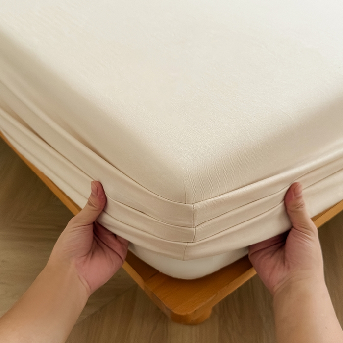 91家纺网 家纺一手货源 找家纺 Mr.pig猪先生水洗棉 2025新款全棉人字纹单床笠 米色