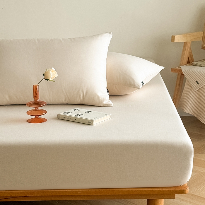 91家纺网 家纺一手货源 找家纺 Mr.pig猪先生水洗棉 2025新款全棉人字纹单床笠 米色