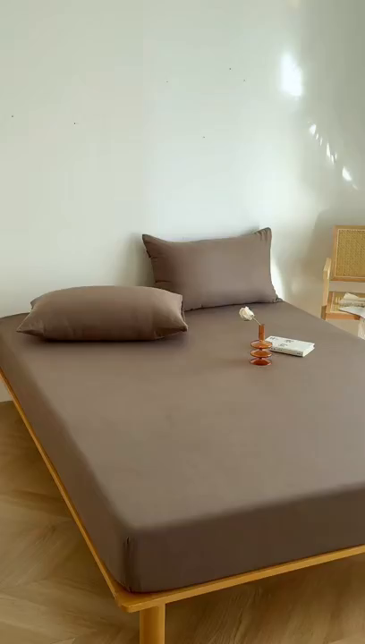 91家纺网 家纺一手货源 找家纺 Mr.pig猪先生水洗棉 2025新款全棉人字纹单床笠 深咖