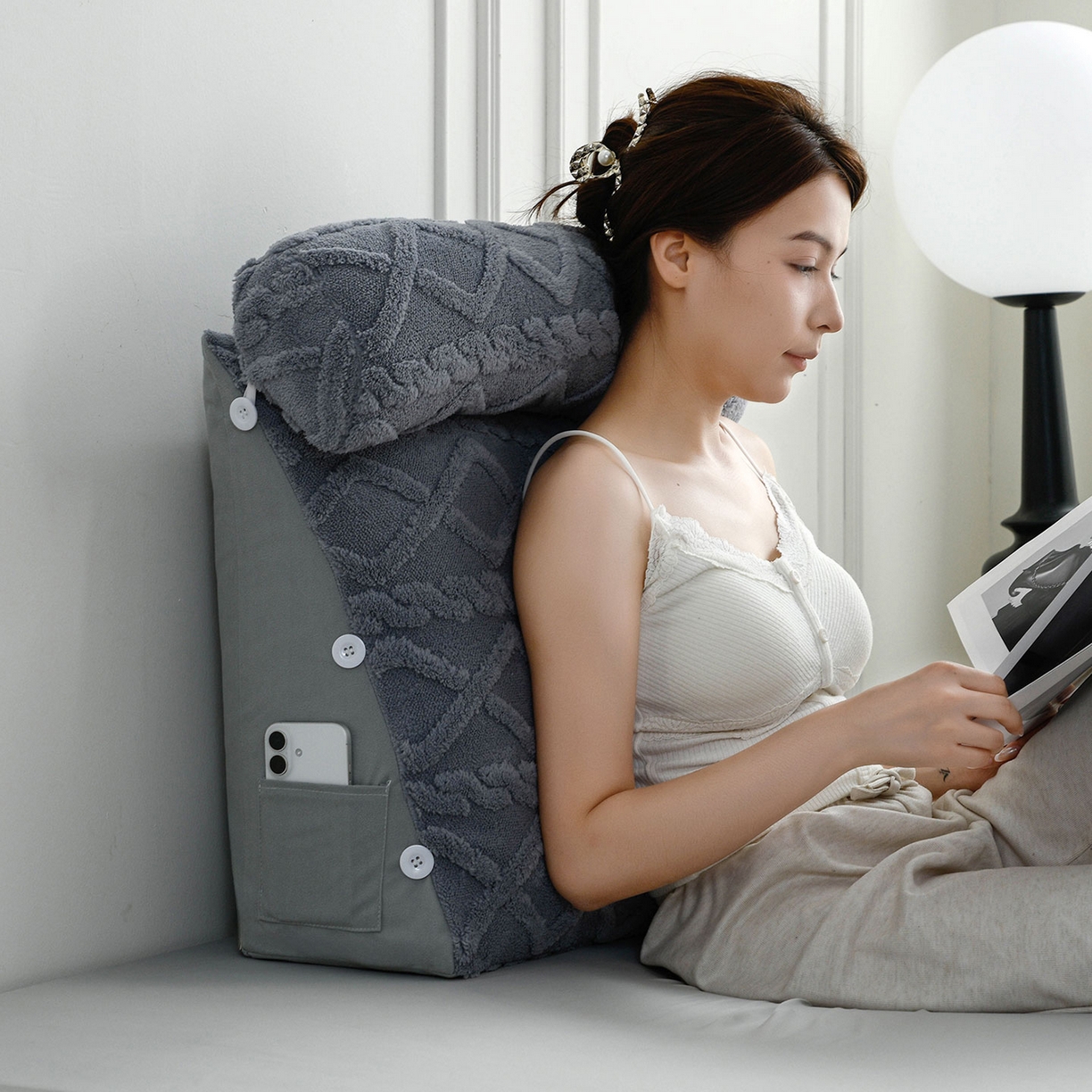 91家纺网 家纺一手货源 找家纺 爱妮灵蚊帐 2025新款塔芙绒头枕三角靠垫代发货 蓝灰