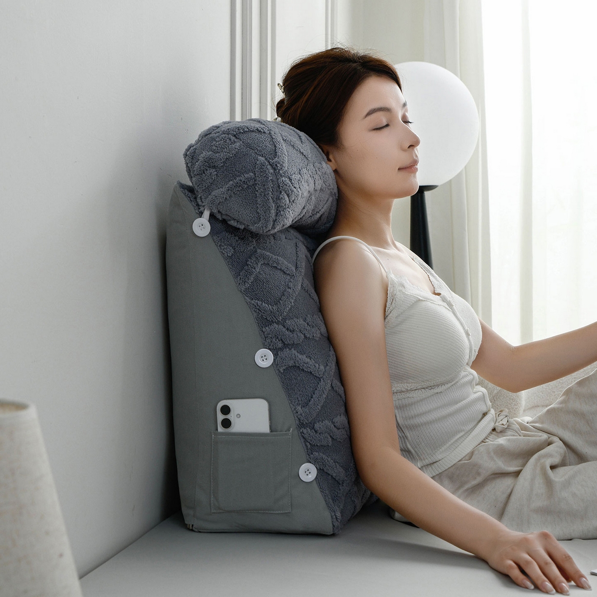 91家纺网 家纺一手货源 找家纺 爱妮灵蚊帐 2025新款塔芙绒头枕三角靠垫代发货 蓝灰