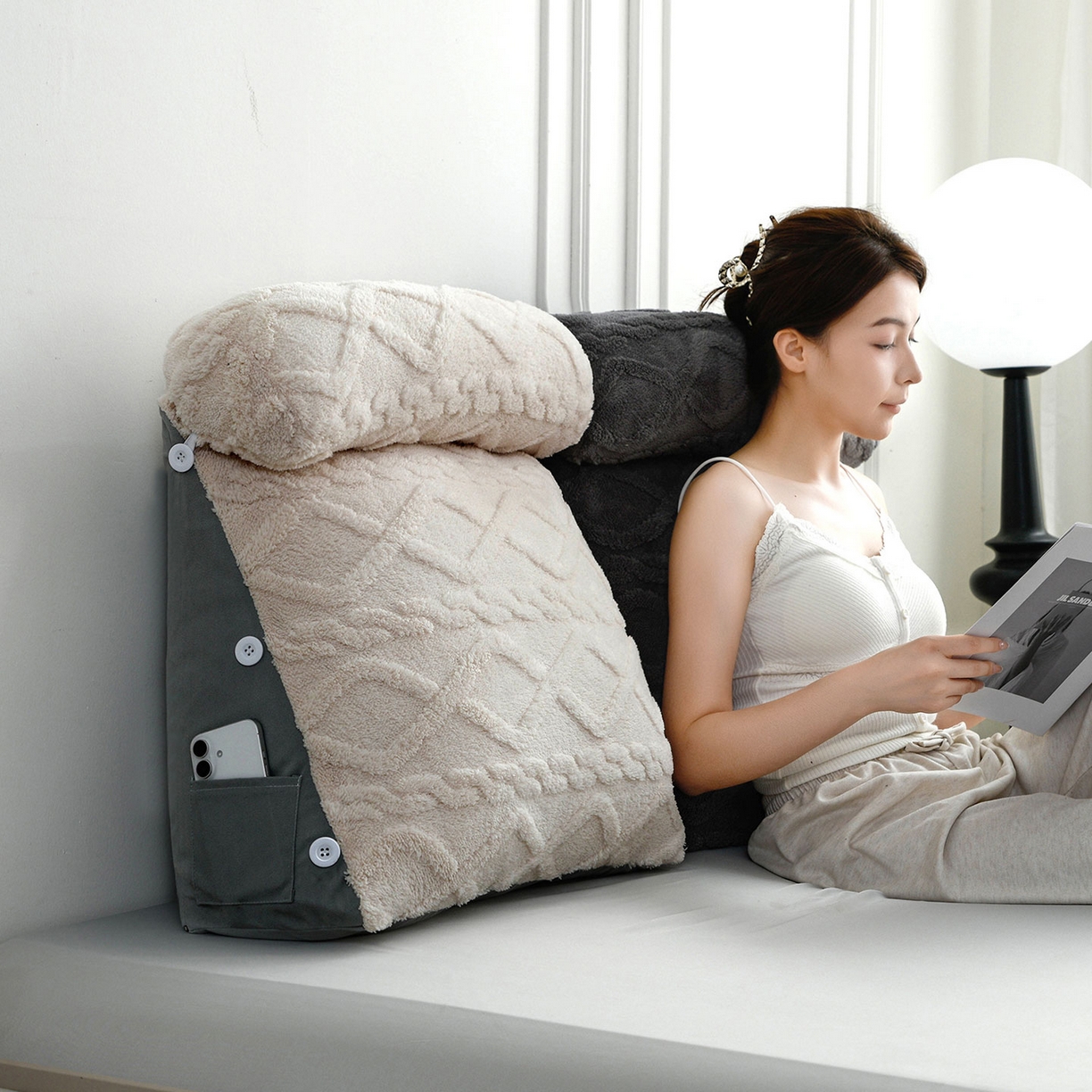 91家纺网 家纺一手货源 找家纺 爱妮灵蚊帐 2025新款塔芙绒头枕三角靠垫代发货 奶白