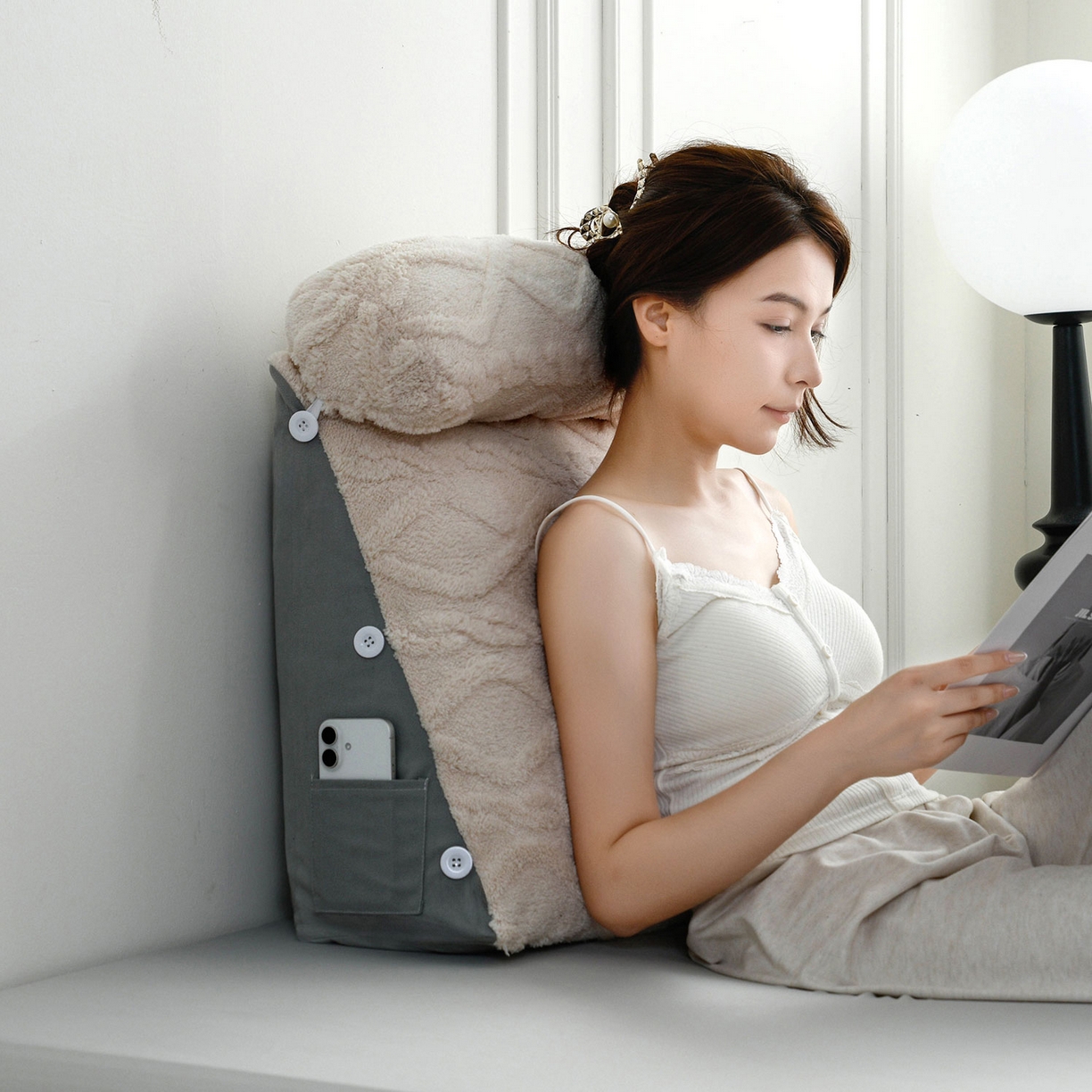 91家纺网 家纺一手货源 找家纺 爱妮灵蚊帐 2025新款塔芙绒头枕三角靠垫代发货 奶白