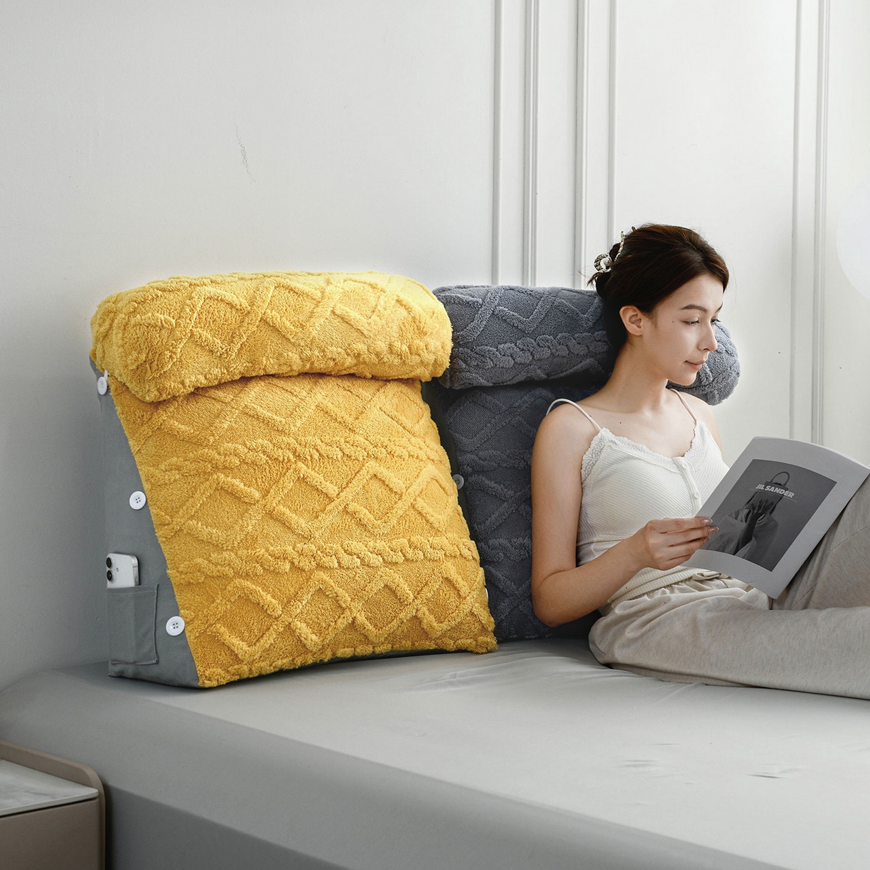 91家纺网 家纺一手货源 找家纺 爱妮灵蚊帐 2025新款塔芙绒头枕三角靠垫代发货 柠檬黄