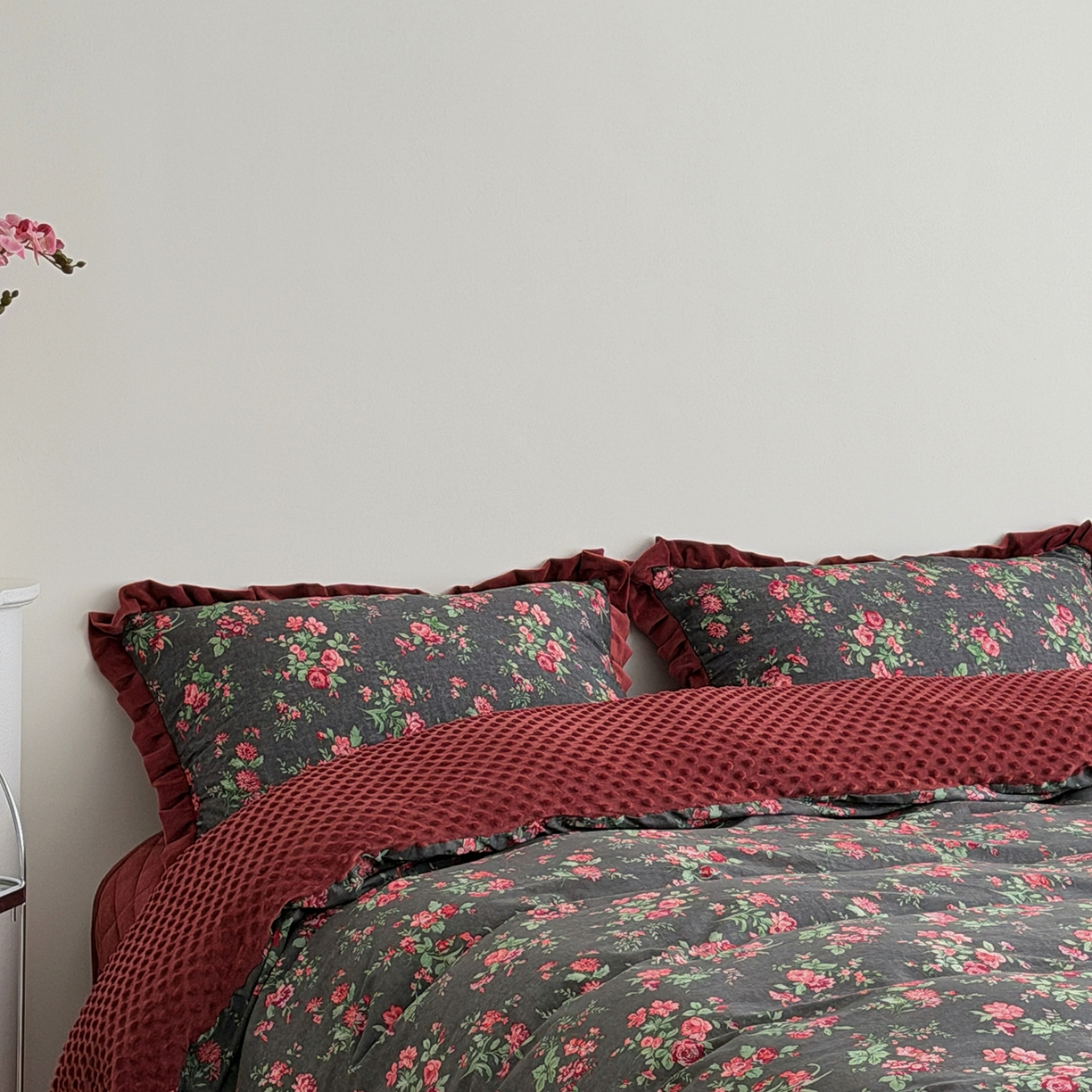 91家纺网 家纺一手货源 找家纺 （总）佰织鑫家居 2025新款木耳边棉加绒床盖款四件套