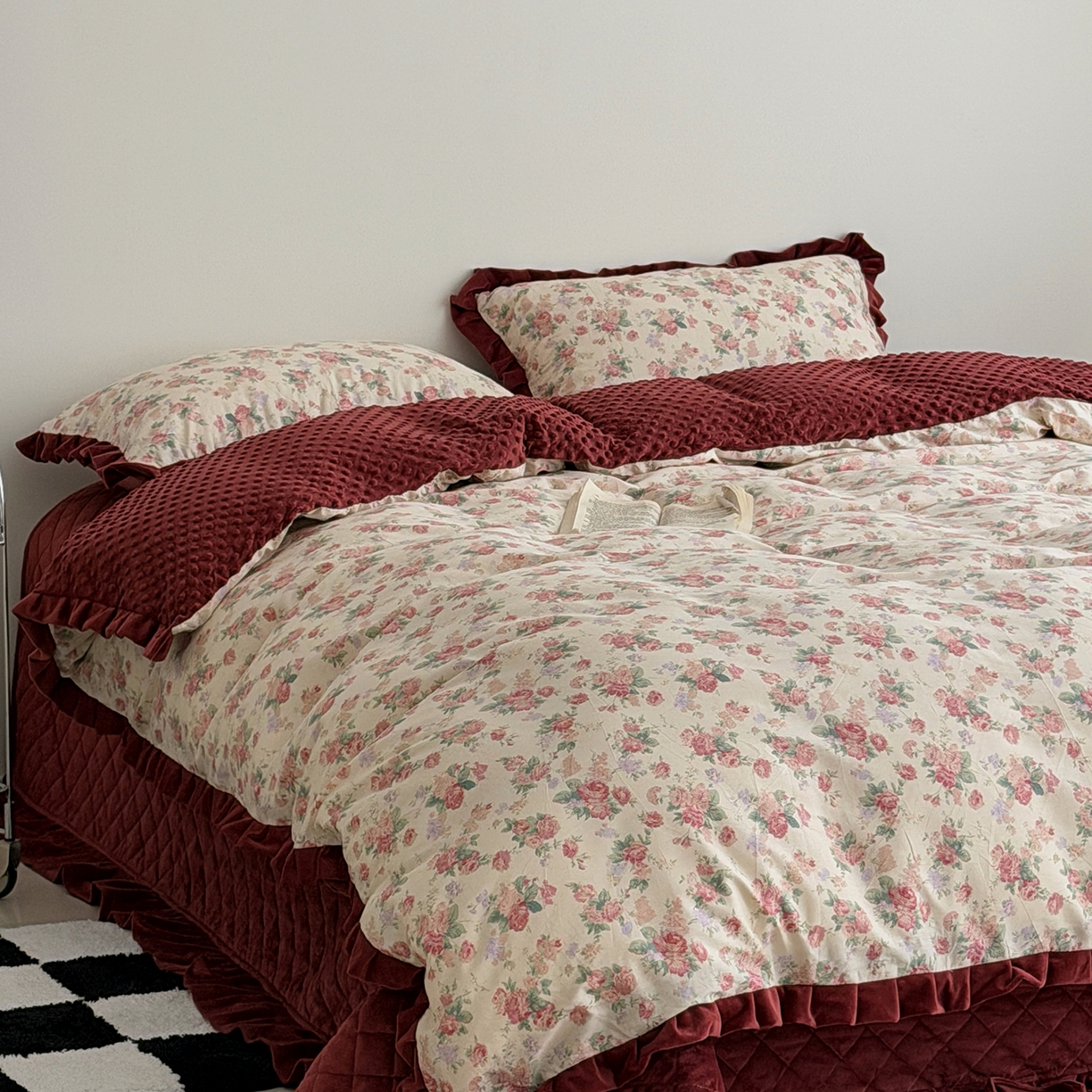 91家纺网 家纺一手货源 找家纺 佰织鑫家居 2025新款木耳边棉加绒床盖款四件套 落了白