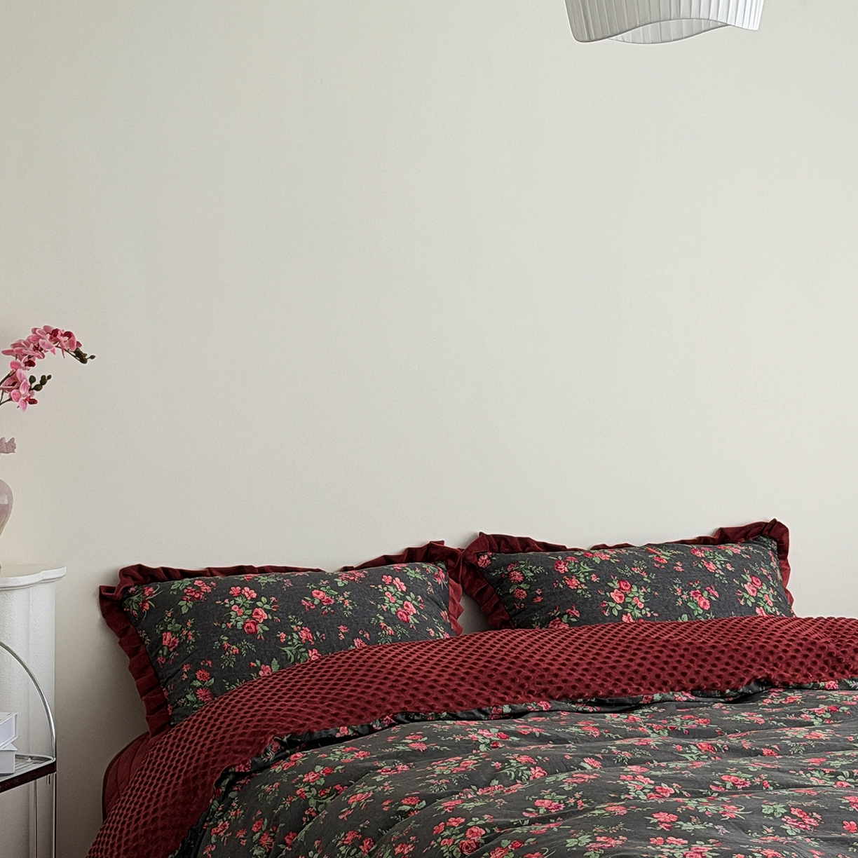 91家纺网 家纺一手货源 找家纺 佰织鑫家居 2025新款木耳边棉加绒床盖款四件套 梨花落