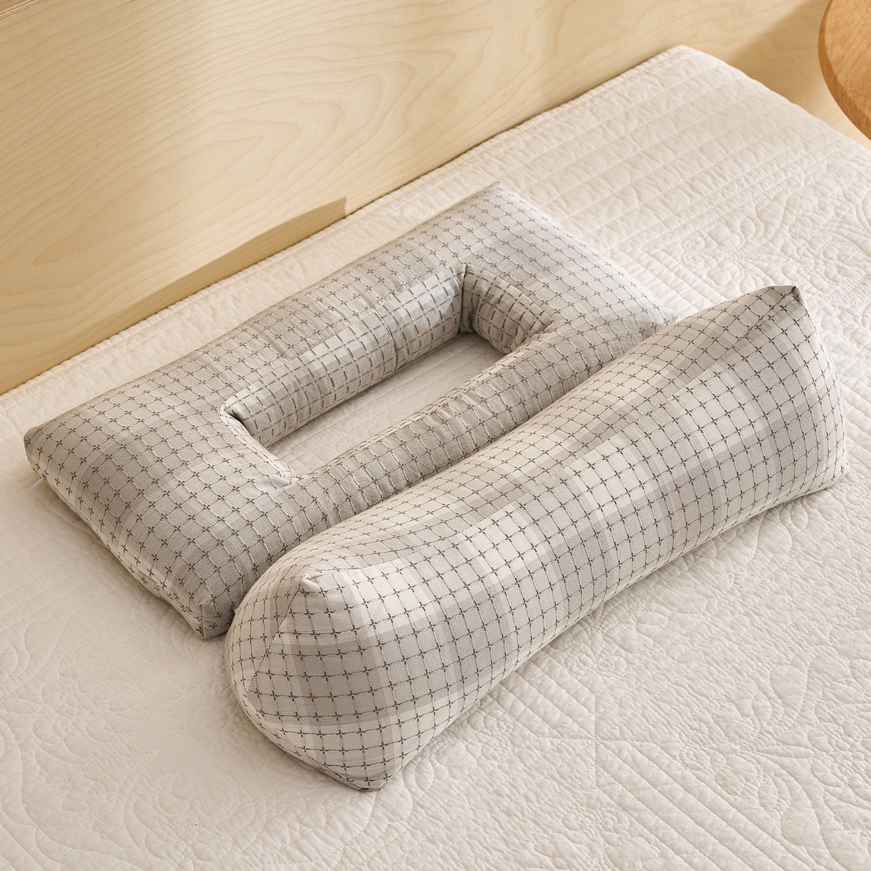 91家纺网 家纺一手货源 找家纺 乐可 2025新款渐变方格护耳组合枕荞麦枕头枕芯 渐变护耳组合枕-灰