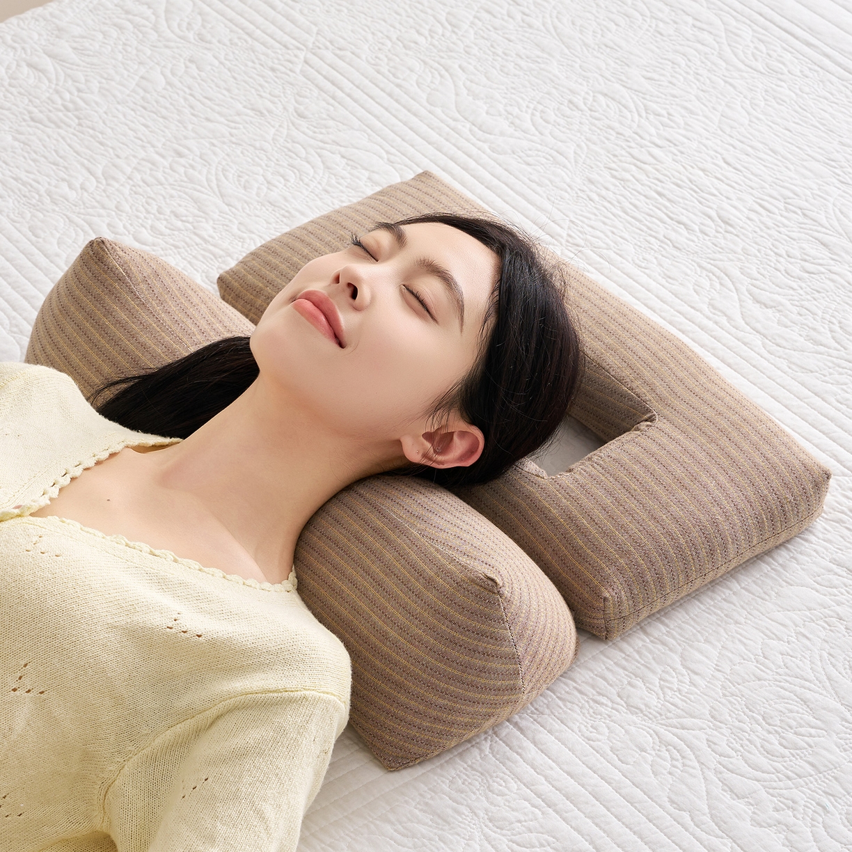 91家纺网 家纺一手货源 找家纺 乐可 2025新款4D护耳组合枕荞麦枕头枕芯 4D护耳组合枕-咖