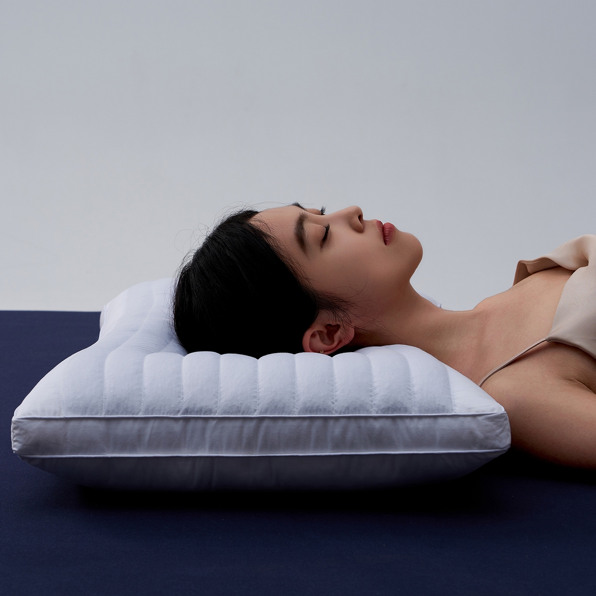 91家纺网 家纺一手货源 找家纺 乐可 2025新款全棉决明子酒店枕枕头枕芯 全棉决明子酒店枕-白