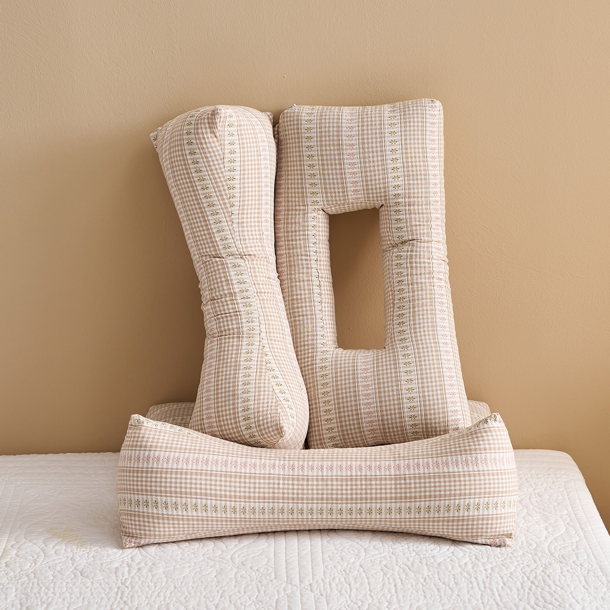 91家纺网 家纺一手货源 找家纺 乐可 2025新款水洗棉护耳组合枕荞麦枕头枕芯 水洗棉护耳组合枕-棕条格