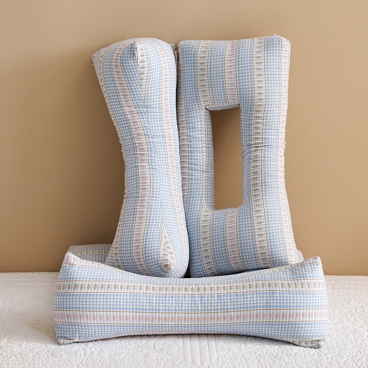 91家纺网 家纺一手货源 找家纺 乐可 2025新款水洗棉护耳组合枕荞麦枕头枕芯 水洗棉护耳组合枕-蓝条格