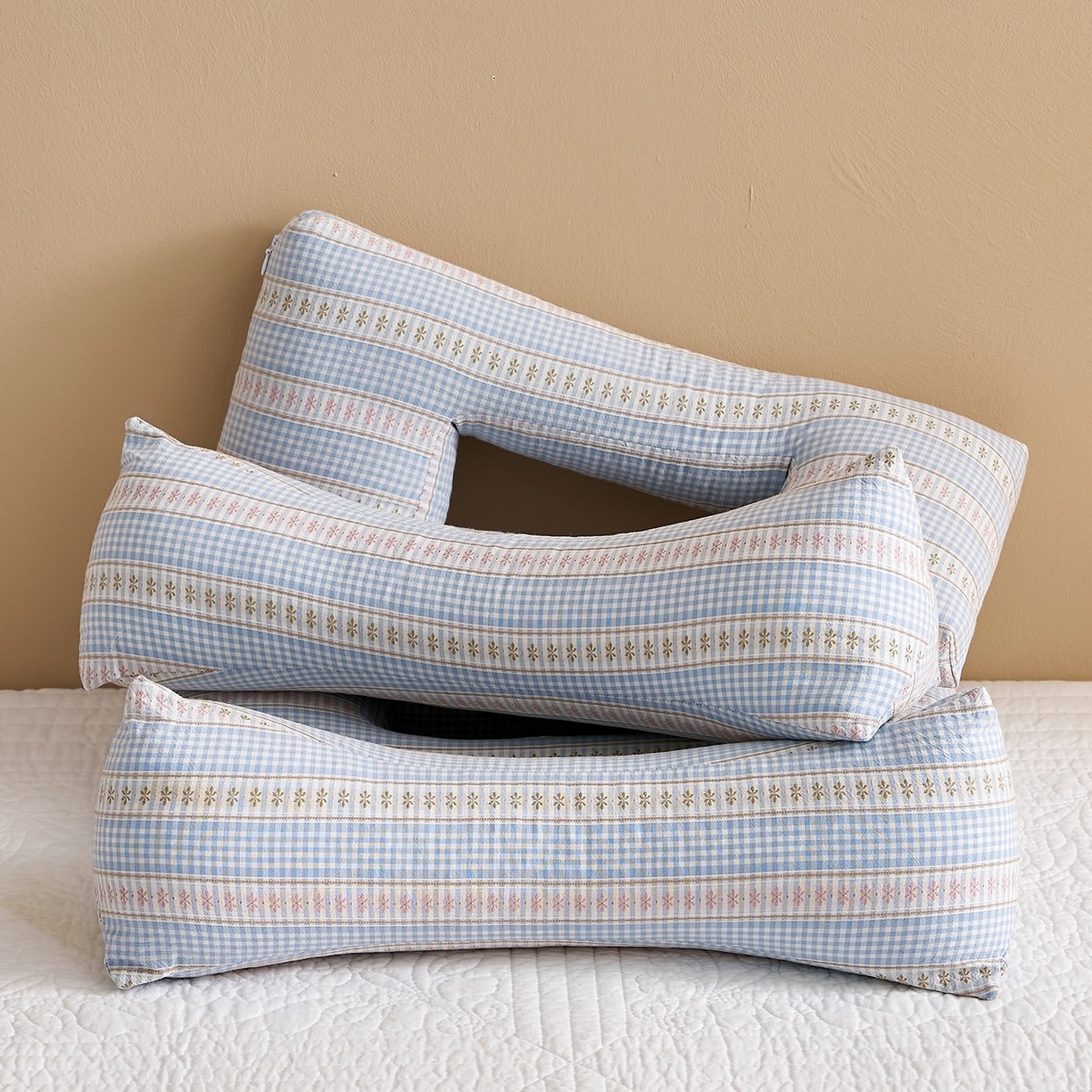 91家纺网 家纺一手货源 找家纺 乐可 2025新款水洗棉护耳组合枕荞麦枕头枕芯 水洗棉护耳组合枕-蓝条格