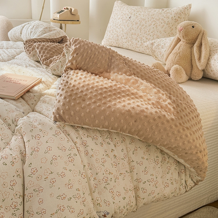 91家纺网 家纺一手货源 找家纺 丝芙妮家居（原乐视家纺） 2025新款云感棉豆豆被春秋被冬被被子被芯 漫花