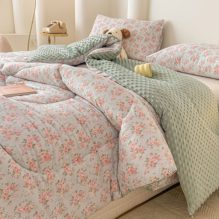 91家纺网 家纺一手货源 找家纺 丝芙妮家居（原乐视家纺） 2025新款云感棉豆豆被春秋被冬被被子被芯 漫游花境