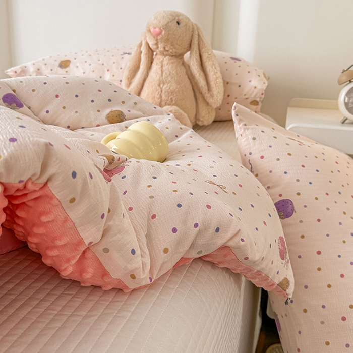 91家纺网 家纺一手货源 找家纺 丝芙妮家居（原乐视家纺） 2025新款云感棉豆豆被春秋被冬被被子被芯 草莓微甜