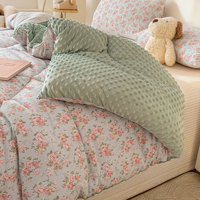 91家纺网 家纺一手货源 找家纺 丝芙妮家居（原乐视家纺） 2025新款云感棉豆豆被春秋被冬被被子被芯 漫游花境