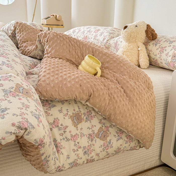 91家纺网 家纺一手货源 找家纺 丝芙妮家居（原乐视家纺） 2025新款云感棉豆豆被春秋被冬被被子被芯 摩菲