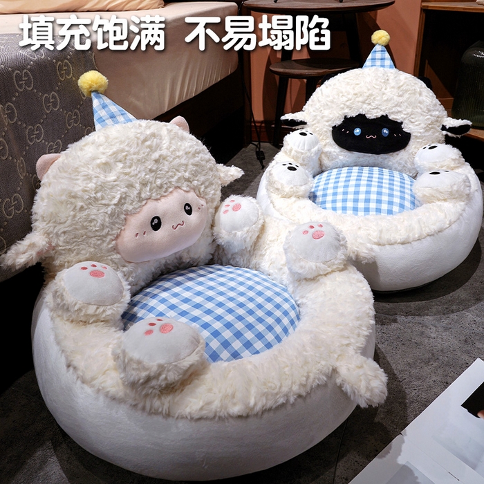 91家纺网 家纺一手货源 找家纺 仟亿莱 2025新款小羊翻肚皮蒲团坐垫 小白羊