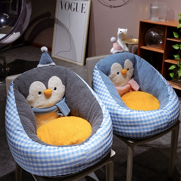 91家纺网 家纺一手货源 找家纺 仟亿莱 2025新款INS企鹅蒲团坐垫 蓝色企鹅