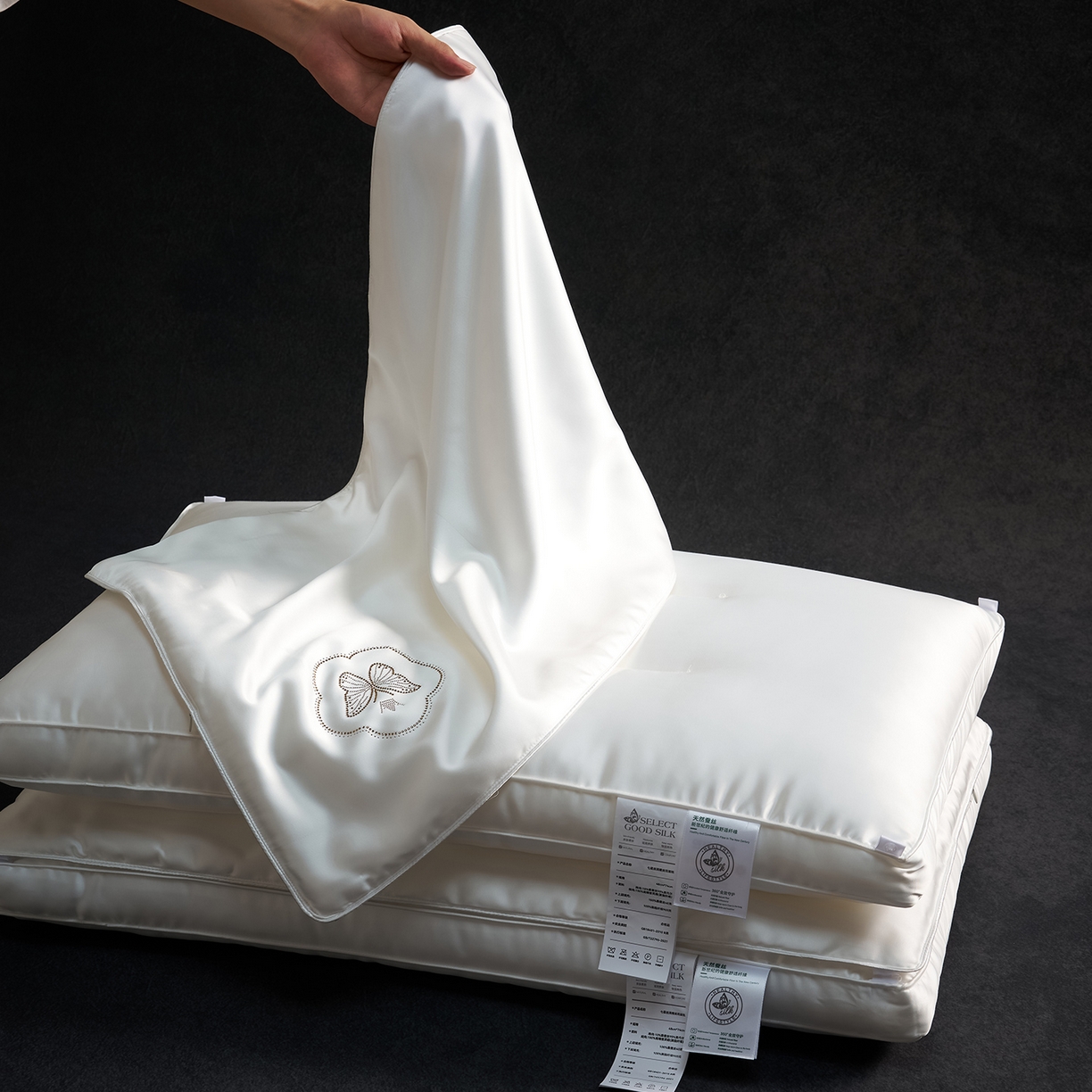 91家纺网 家纺一手货源 找家纺 （总）乐可 2025新款七星丝润蚕丝双层枕枕头枕芯