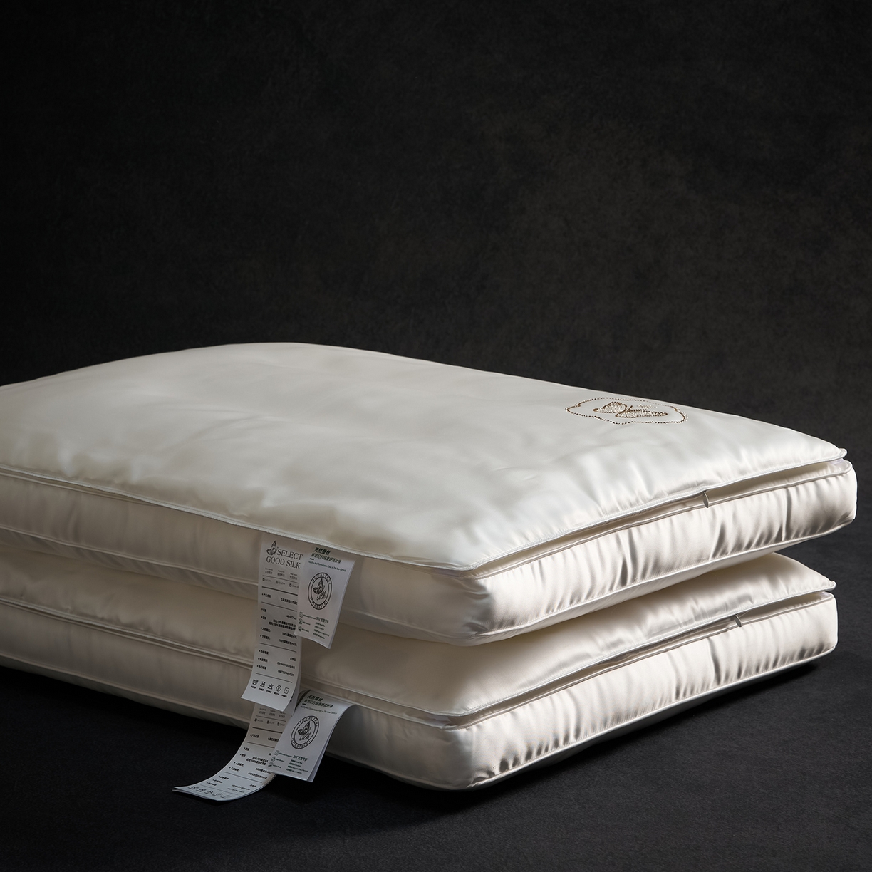 91家纺网 家纺一手货源 找家纺 （总）乐可 2025新款七星丝润蚕丝双层枕枕头枕芯