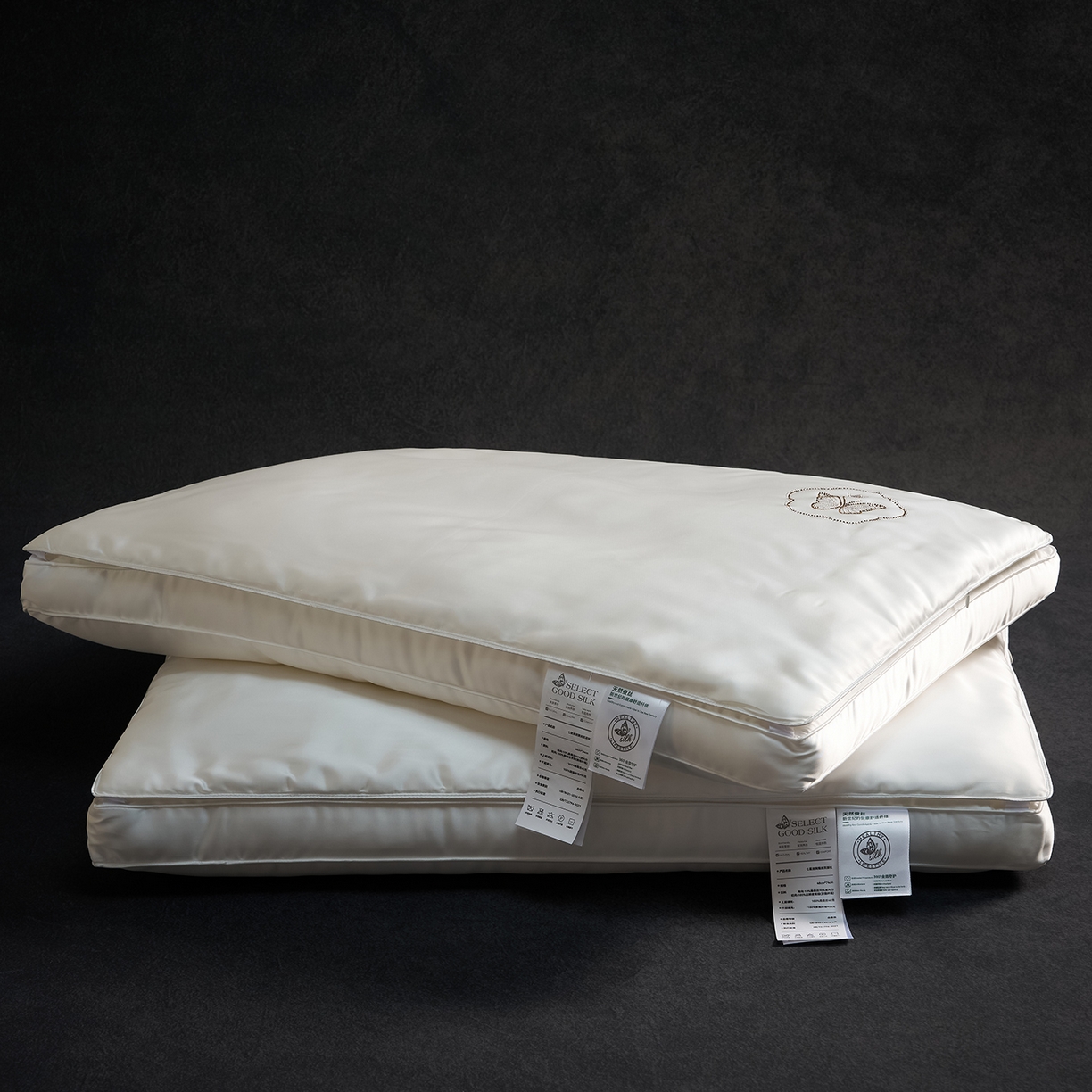 91家纺网 家纺一手货源 找家纺 （总）乐可 2025新款七星丝润蚕丝双层枕枕头枕芯