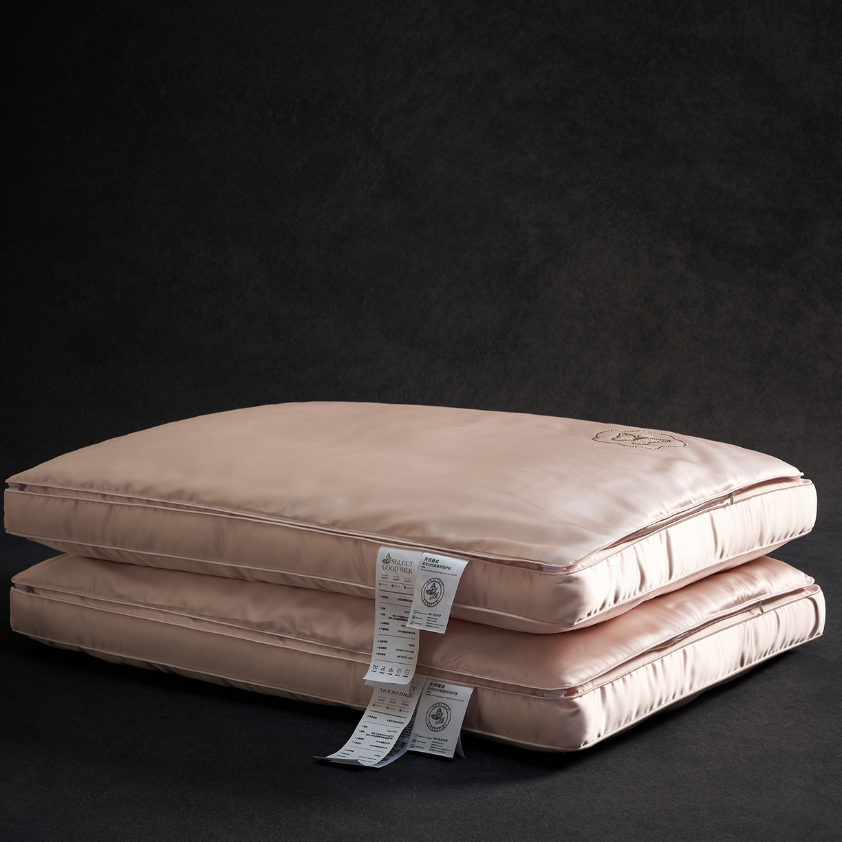 91家纺网 家纺一手货源 找家纺 乐可 2025新款七星丝润蚕丝双层枕枕头枕芯 七星蚕丝双层枕-粉