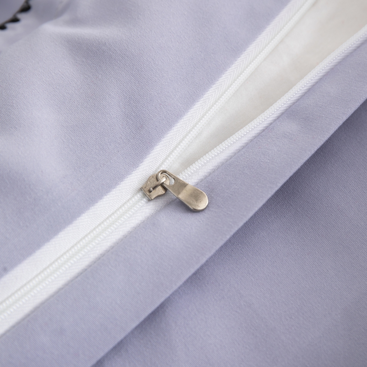 91家纺网 家纺一手货源 找家纺 花愿（原花纪） 2025新款水洗棉刺绣三角针四件套系列-芭提雅 芭提雅-星黛紫