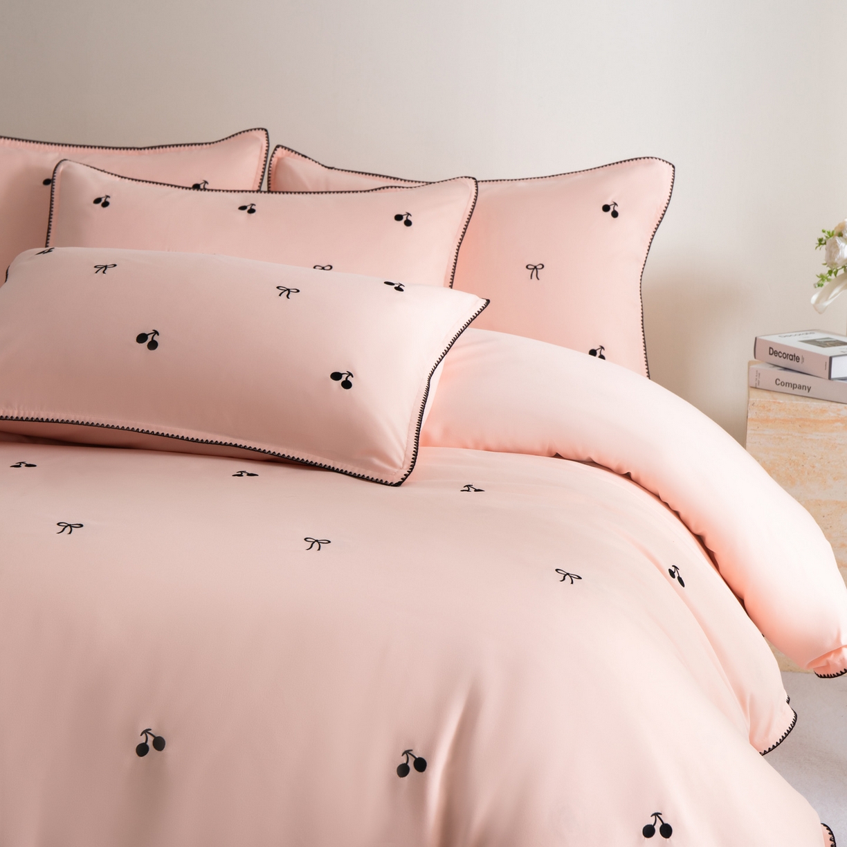 91家纺网 家纺一手货源 找家纺 花愿（原花纪） 2025新款水洗棉刺绣三角针四件套系列-芭提雅 芭提雅-樱花粉