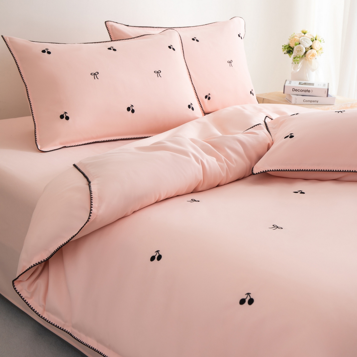 91家纺网 家纺一手货源 找家纺 花愿（原花纪） 2025新款水洗棉刺绣三角针四件套系列-芭提雅 芭提雅-樱花粉