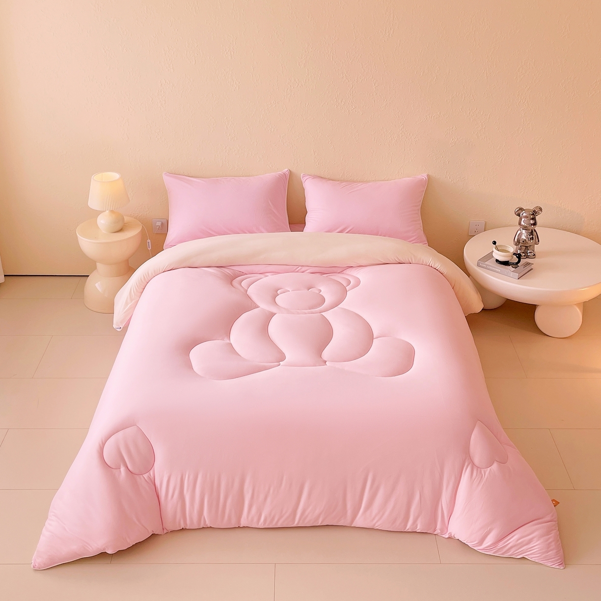 91家纺网 家纺一手货源 找家纺 色鬼布艺高端家居主号 2025新款针织云朵冬被软萌小熊被 粉色