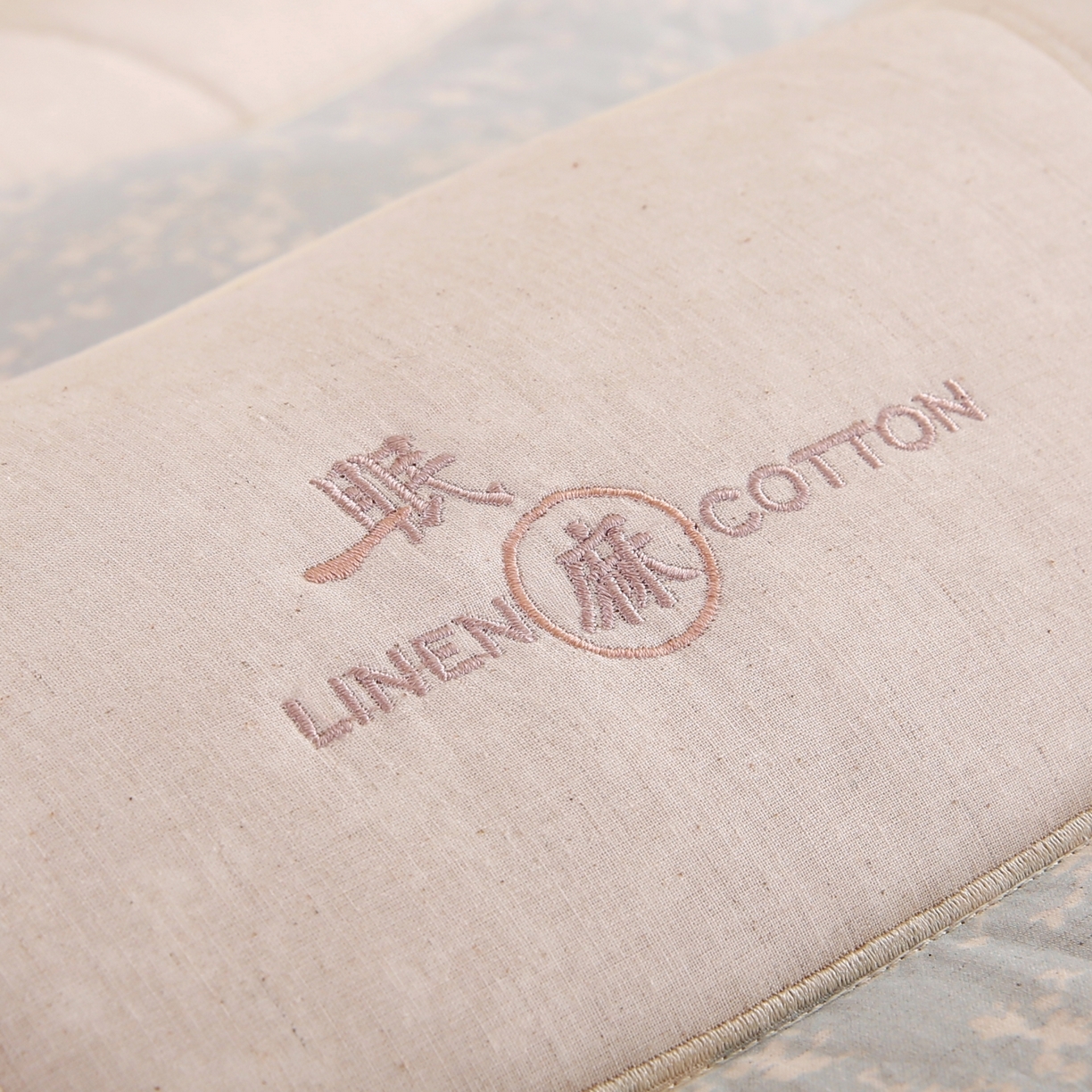 91家纺网 家纺一手货源 找家纺 （总）鼎晟纺 2025新款国潮棉麻秋冬不上火枕头学生成人枕芯