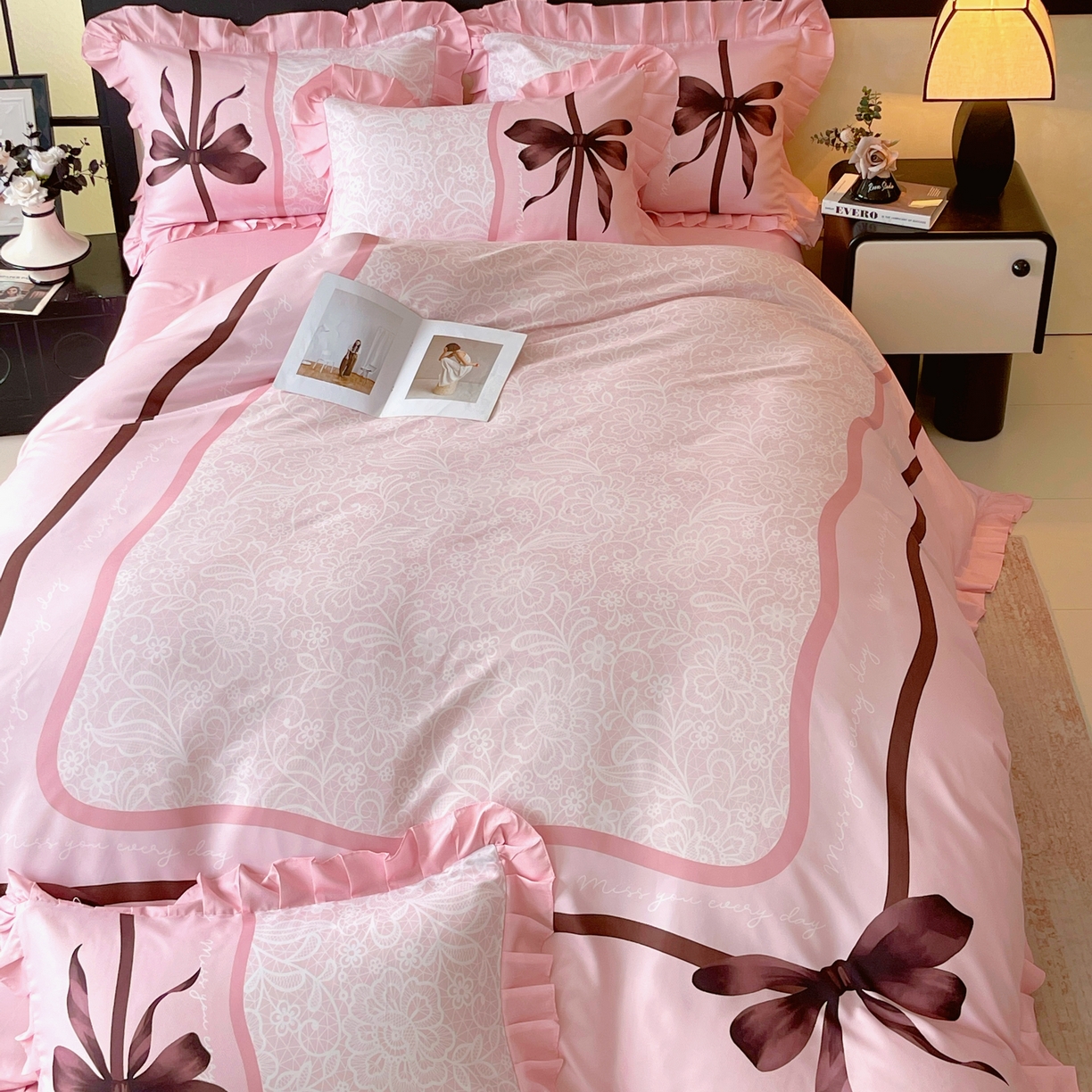 91家纺网 家纺一手货源 找家纺 大麦乐田 2025新款加厚磨毛植物羊绒韩版四件套 法式浪漫 玉