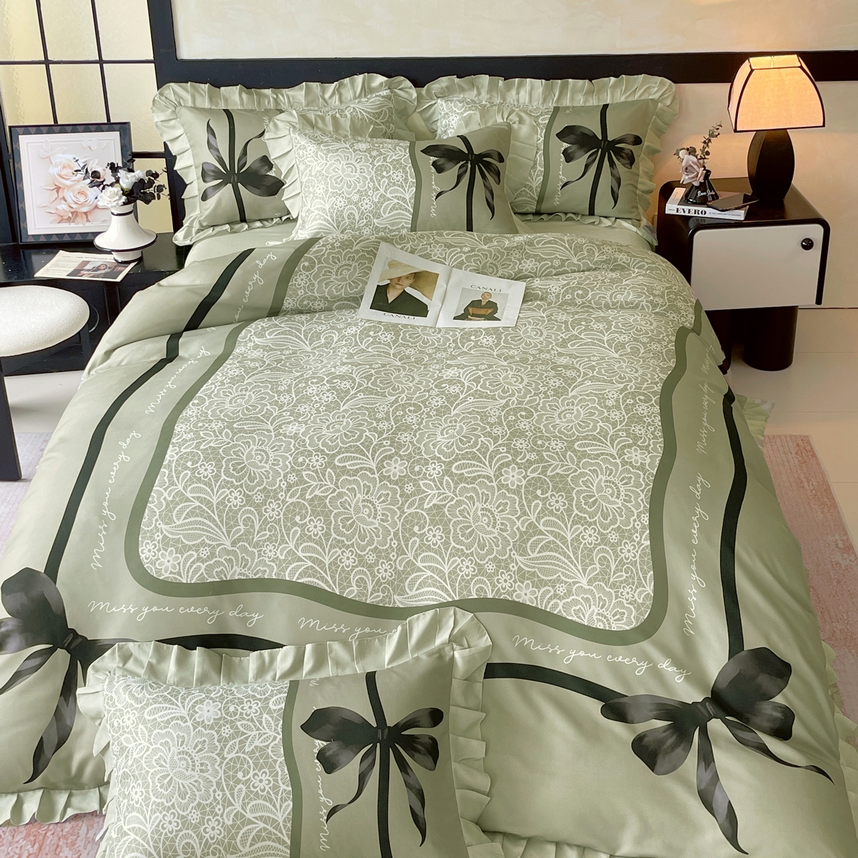 91家纺网 家纺一手货源 找家纺 大麦乐田 2025新款加厚磨毛植物羊绒韩版四件套 法式浪漫 绿