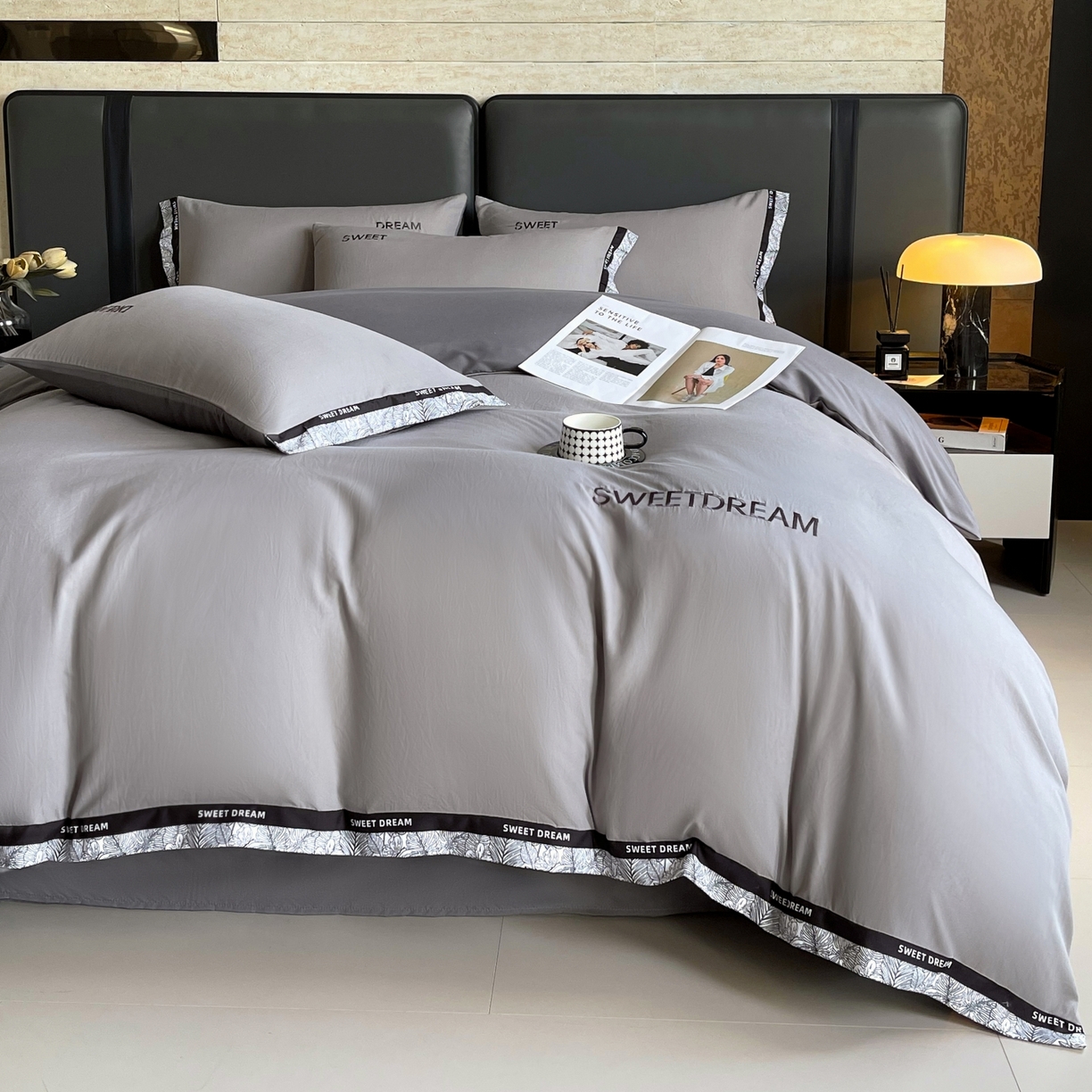 91家纺网 家纺一手货源 找家纺 大麦乐田 2025新款法式轻奢碳素刺绣磨毛四件套-北欧风情 北欧风情 绅士灰