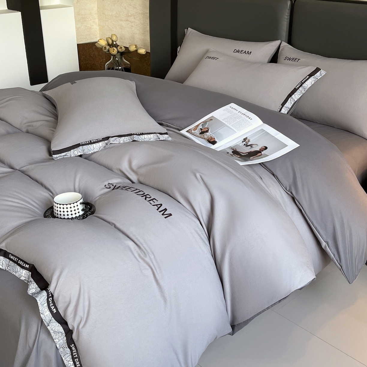 91家纺网 家纺一手货源 找家纺 大麦乐田 2025新款法式轻奢碳素刺绣磨毛四件套-北欧风情 北欧风情 绅士灰