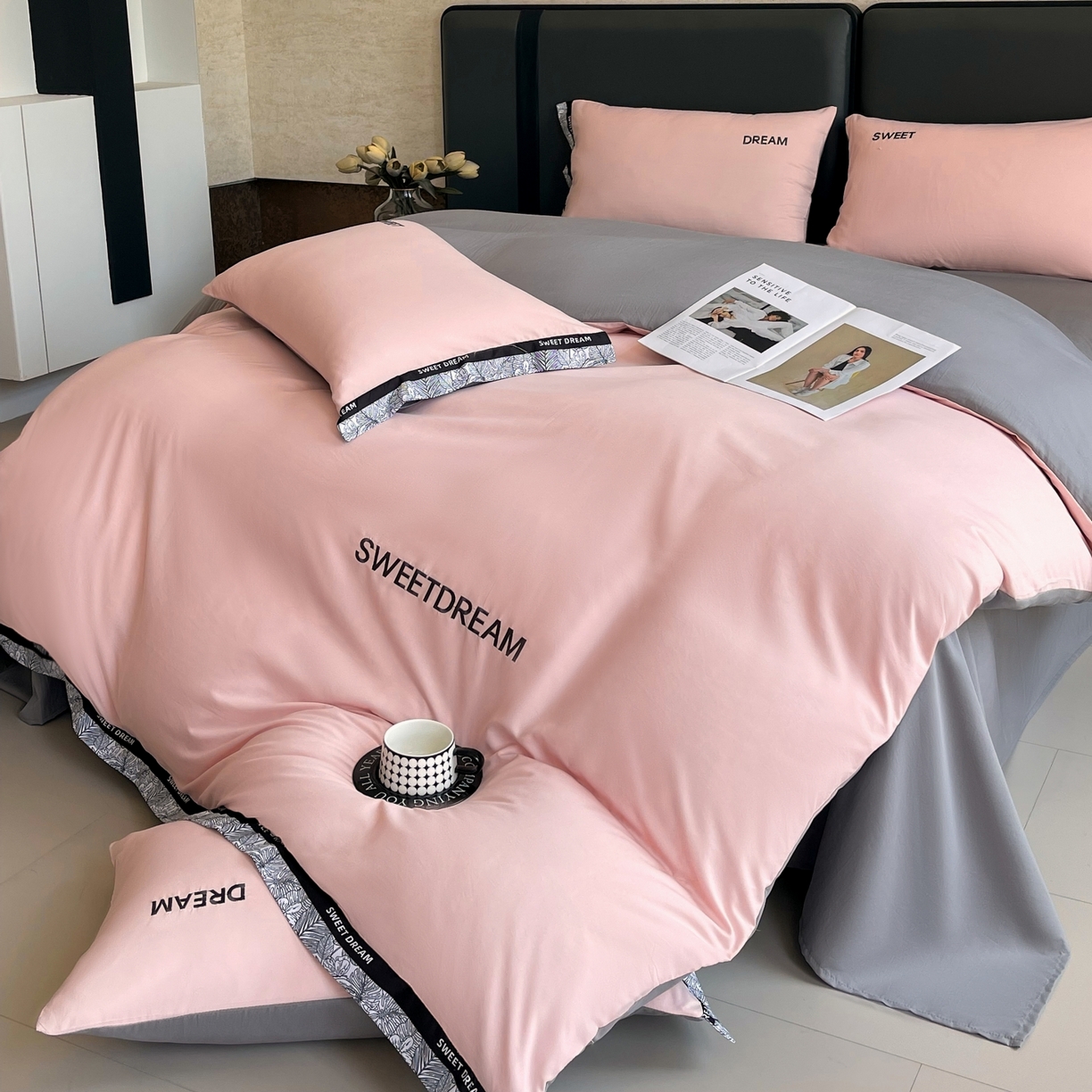 91家纺网 家纺一手货源 找家纺 大麦乐田 2025新款法式轻奢碳素刺绣磨毛四件套-北欧风情 北欧风情 香粉玉