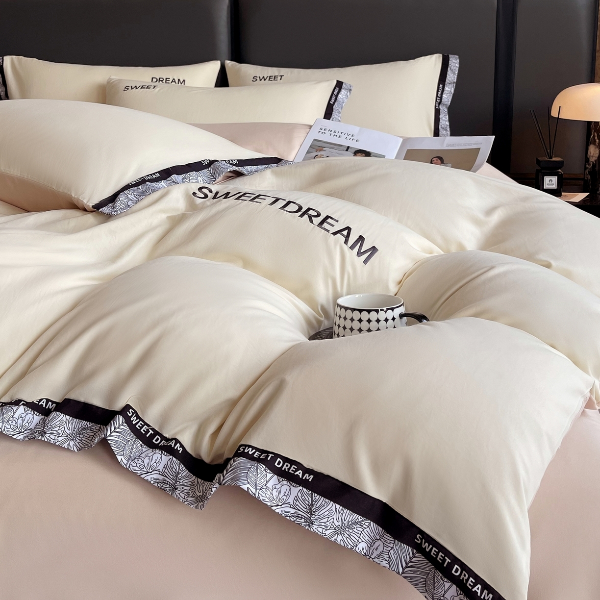 91家纺网 家纺一手货源 找家纺 大麦乐田 2025新款法式轻奢碳素刺绣磨毛四件套-北欧风情 北欧风情 奶白咖