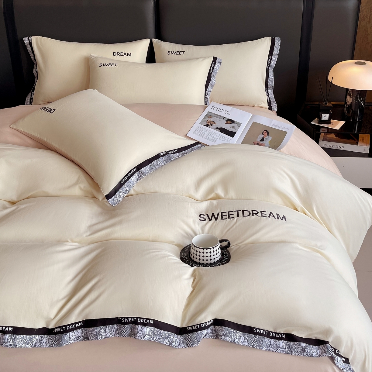 91家纺网 家纺一手货源 找家纺 大麦乐田 2025新款法式轻奢碳素刺绣磨毛四件套-北欧风情 北欧风情 奶白咖